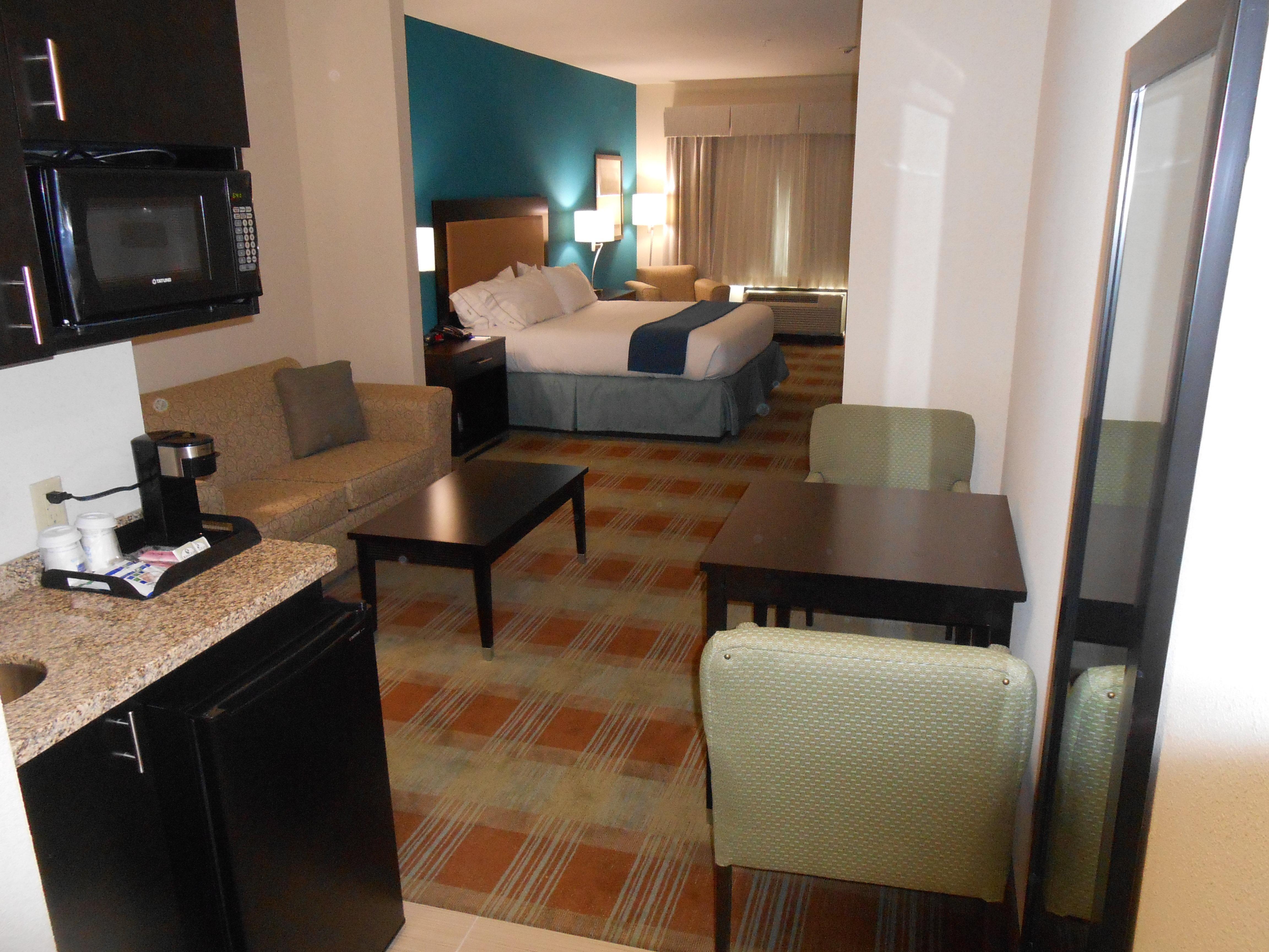 Holiday Inn Express & Suites Houston Northwest-Brookhollow By Ihg Экстерьер фото