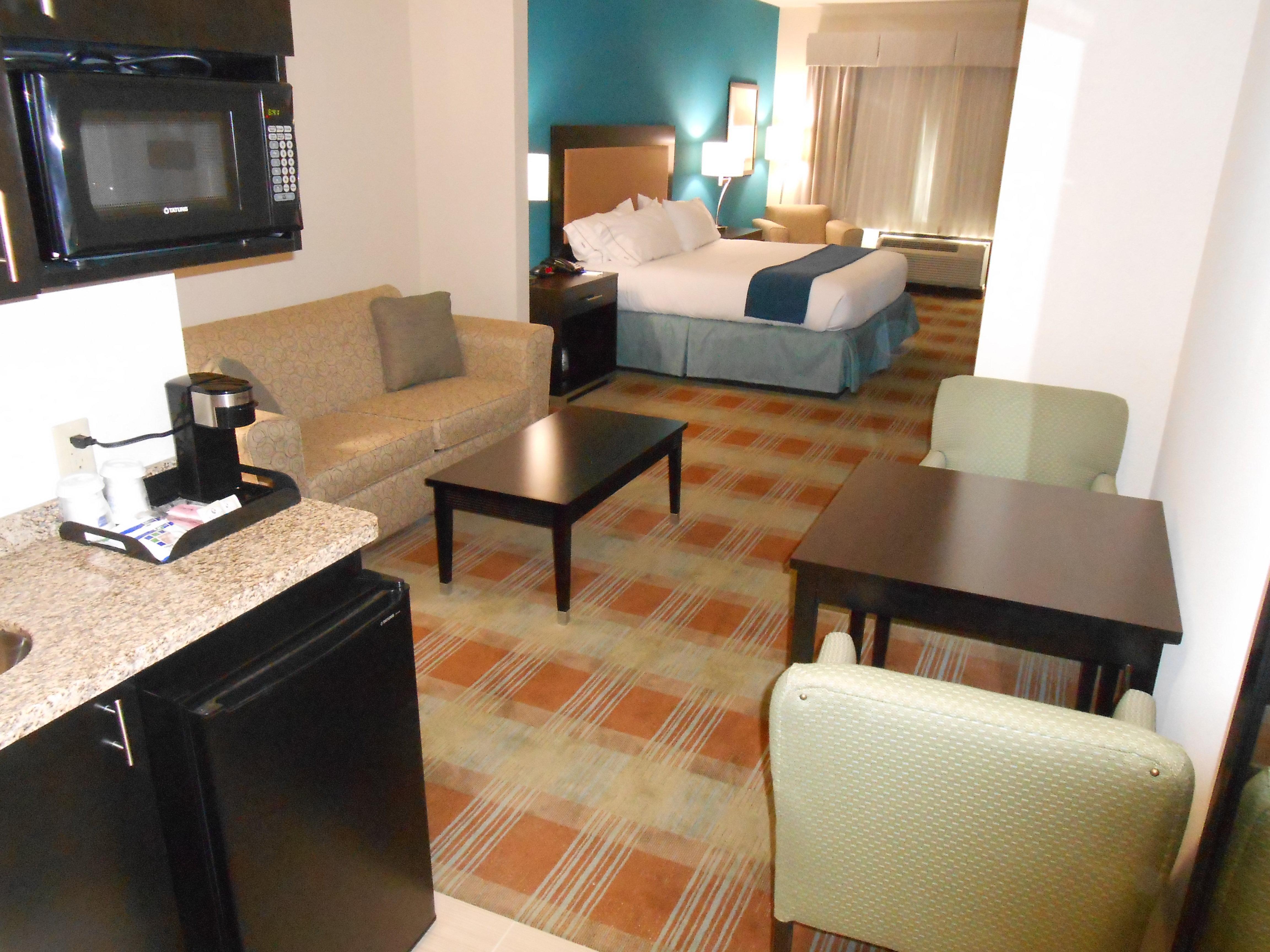 Holiday Inn Express & Suites Houston Northwest-Brookhollow By Ihg Экстерьер фото