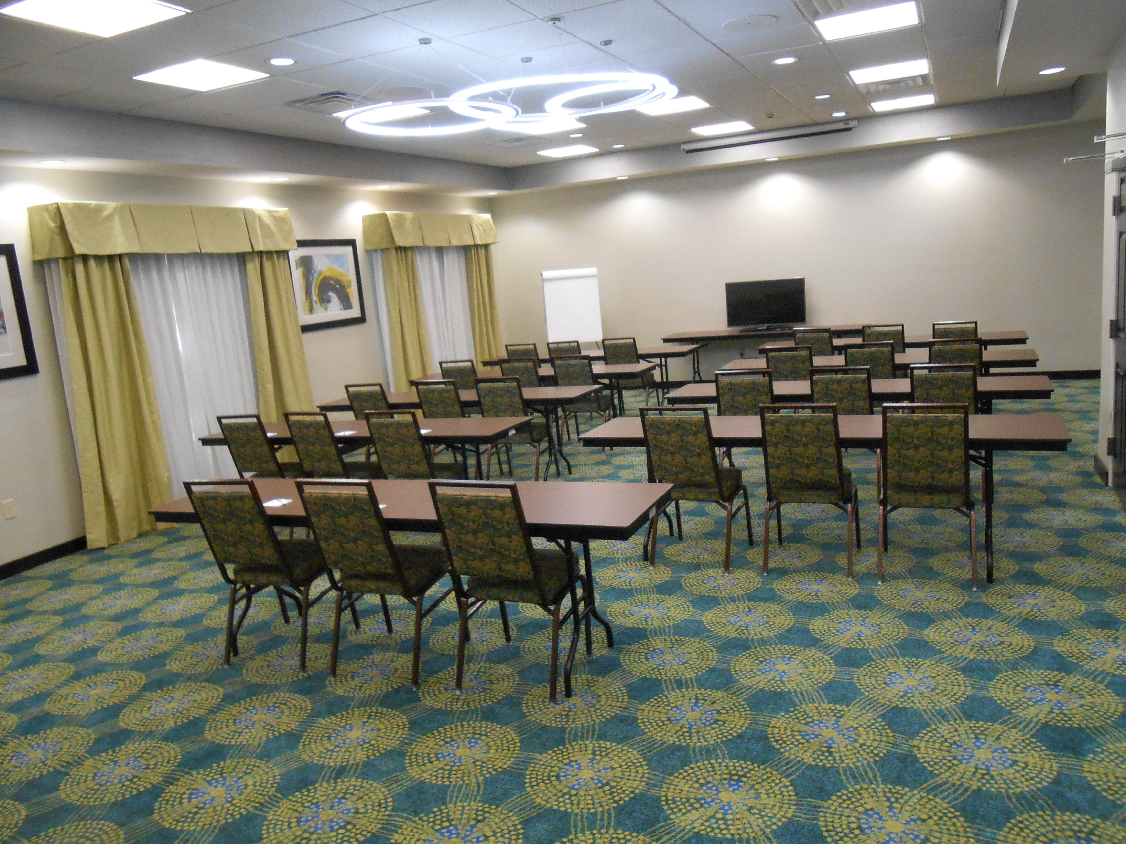 Holiday Inn Express & Suites Houston Northwest-Brookhollow By Ihg Экстерьер фото