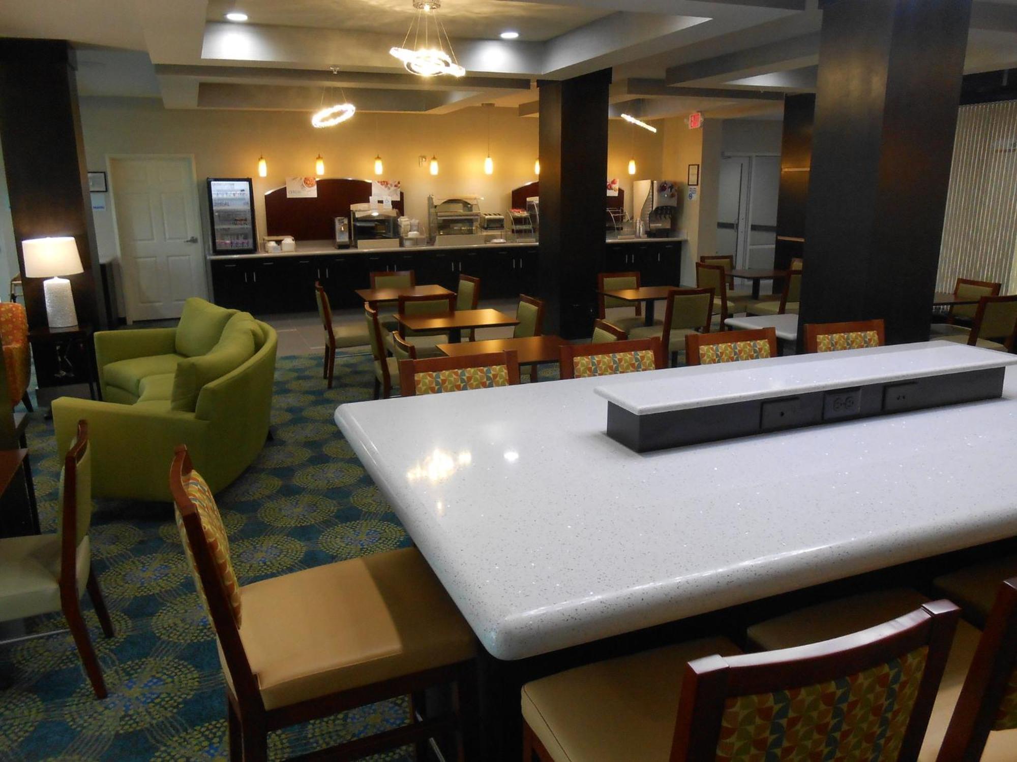Holiday Inn Express & Suites Houston Northwest-Brookhollow By Ihg Экстерьер фото