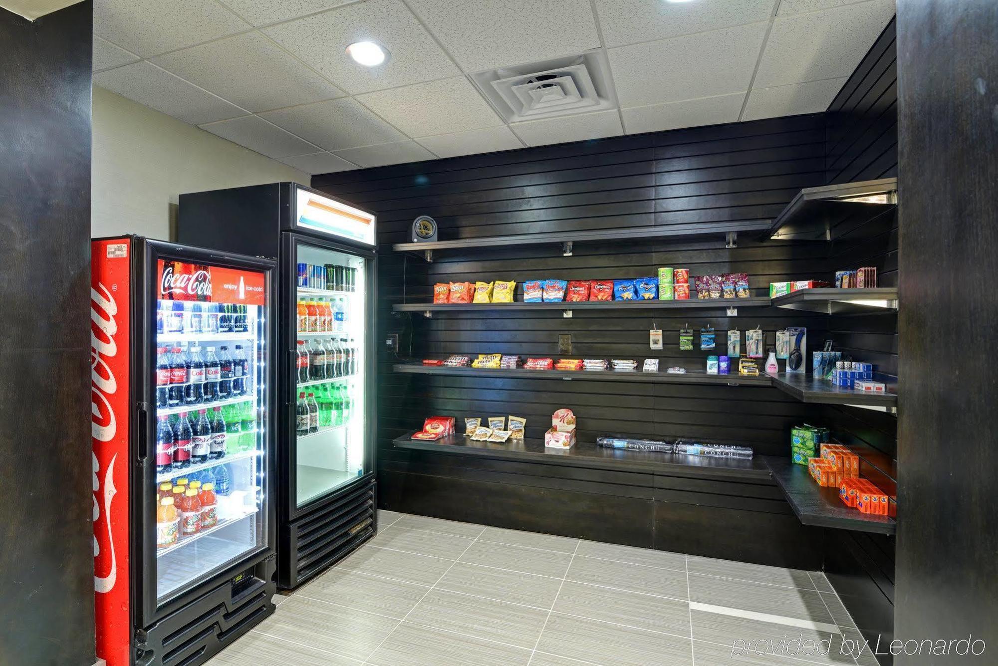 Holiday Inn Express & Suites Houston Northwest-Brookhollow By Ihg Экстерьер фото